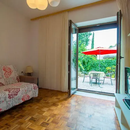 Apartman Apartment Pilass *